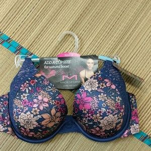 Maidenform push-up add a cup size bra 36C nwt